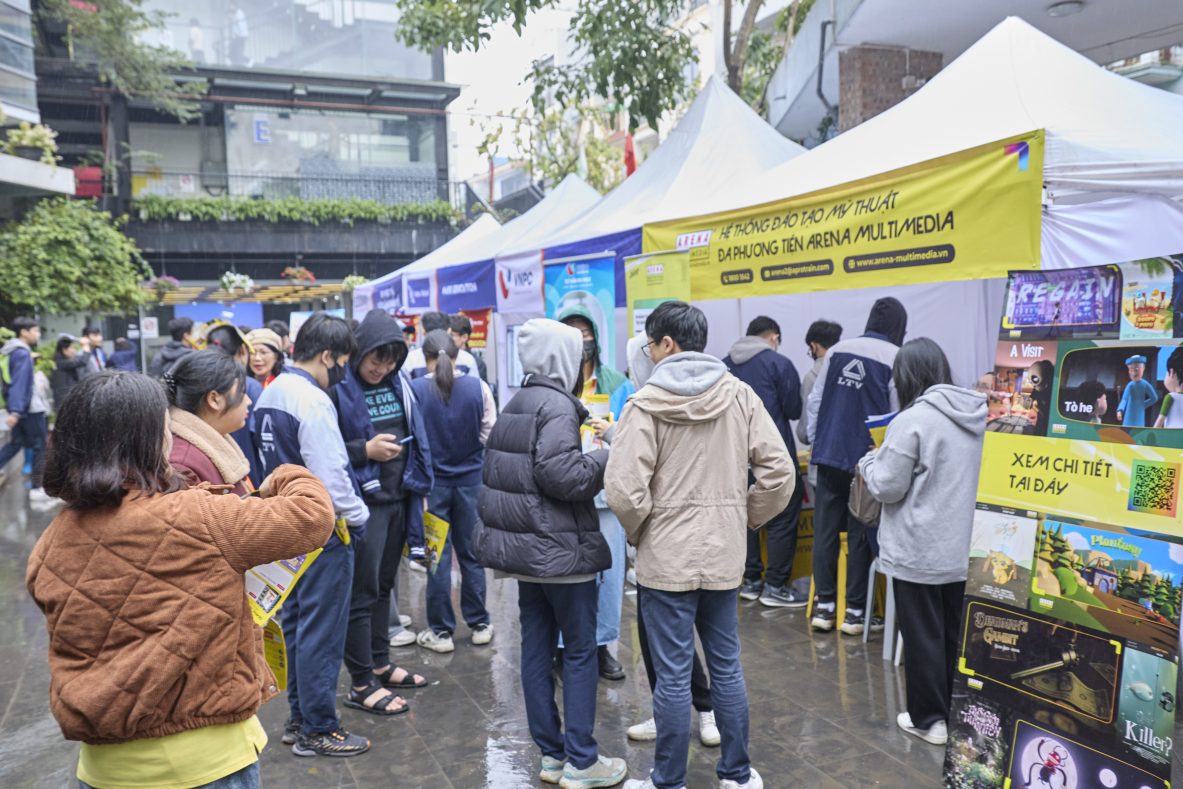 Thiết kế đam mê cùng các bạn học sinh THPT Lương Thế Vinh
