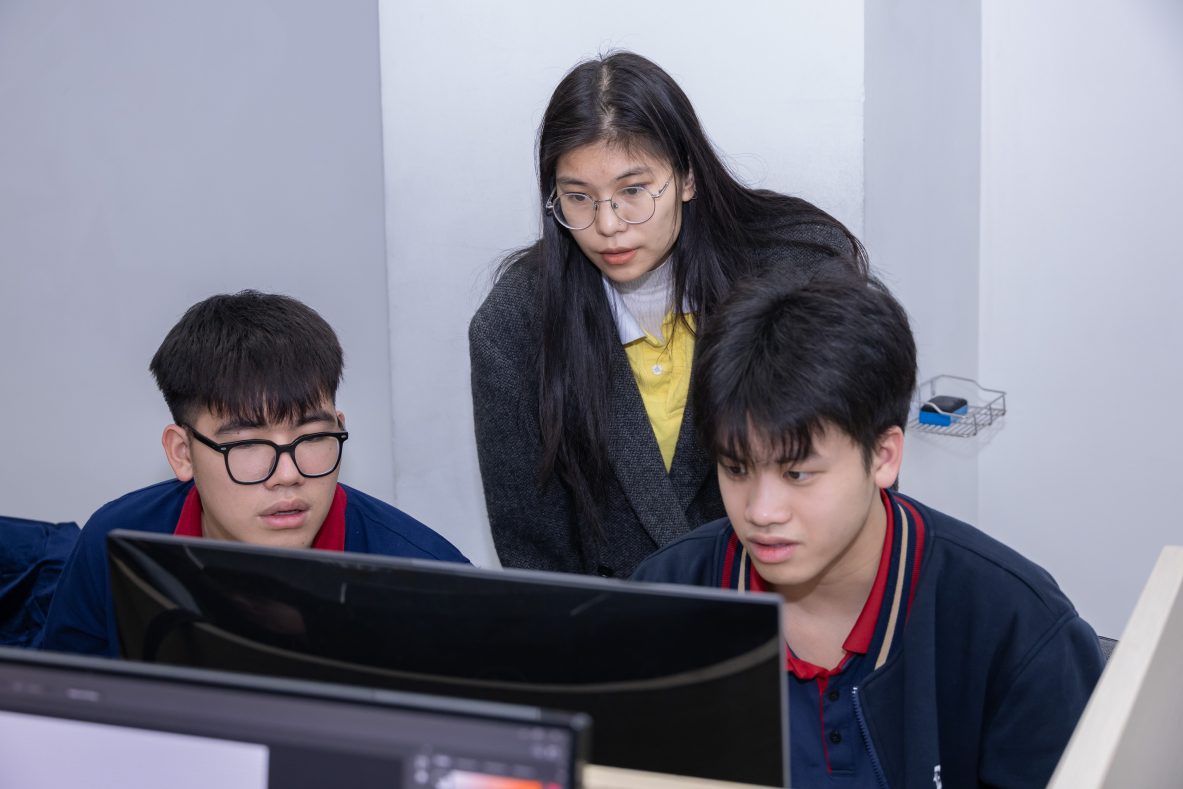 Arena Multimedia “thắp lửa” Sáng tạo tại trường THPT Đoàn Thị Điểm