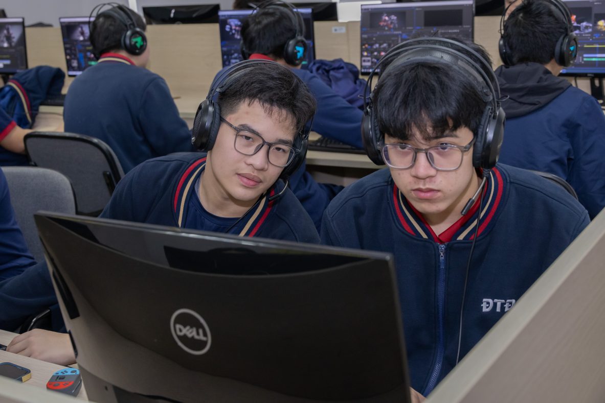 Arena Multimedia “thắp lửa” Sáng tạo tại trường THPT Đoàn Thị Điểm