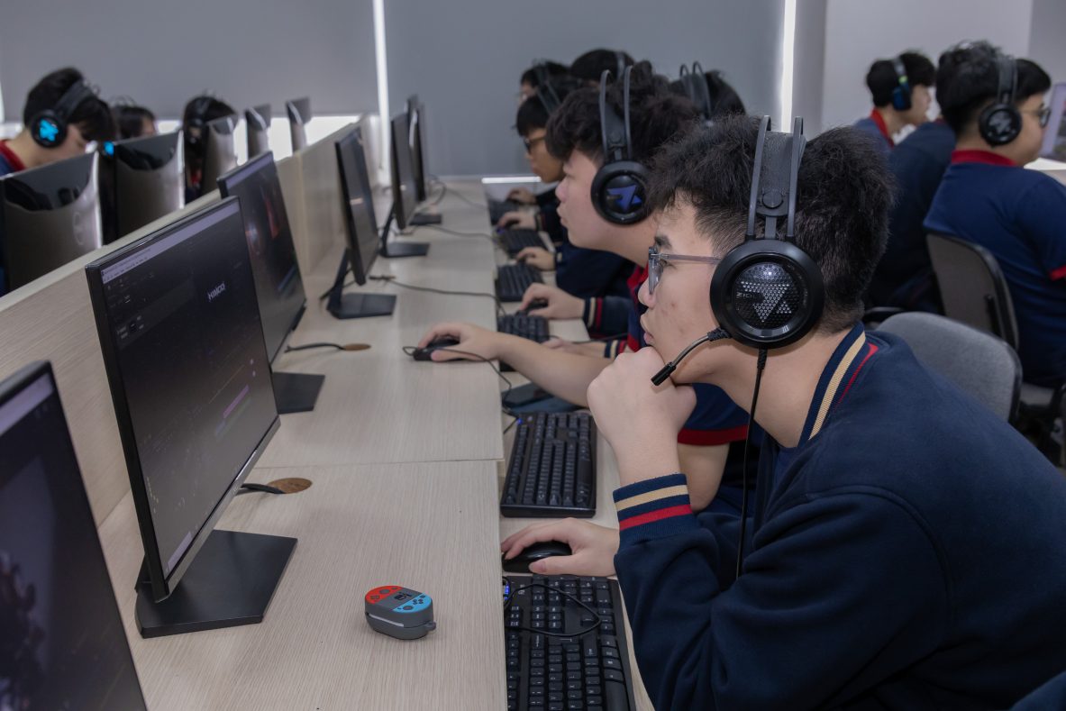 Arena Multimedia “thắp lửa” Sáng tạo tại trường THPT Đoàn Thị Điểm