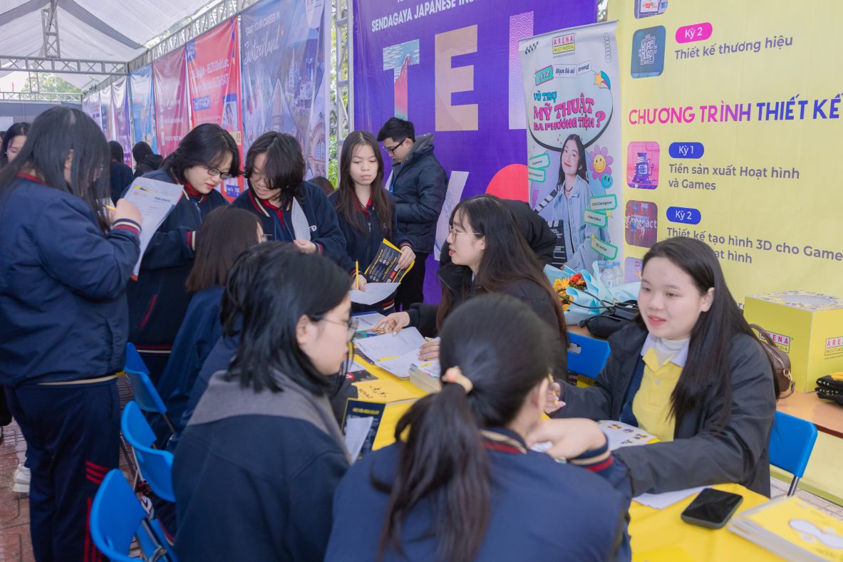 Arena Multimedia “thắp lửa” Sáng tạo tại trường THPT Đoàn Thị Điểm